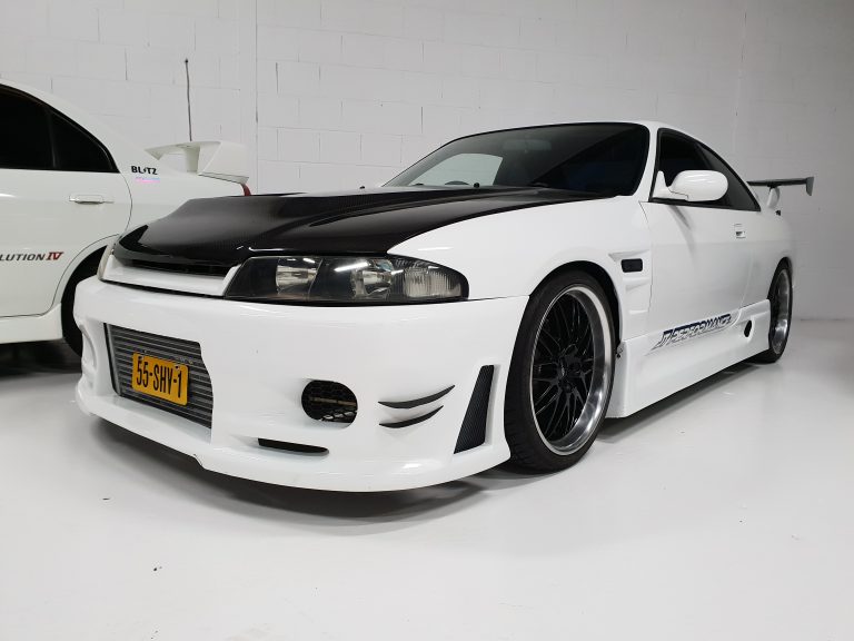 Nissan Skyline R33 GTST Spec II Coupe