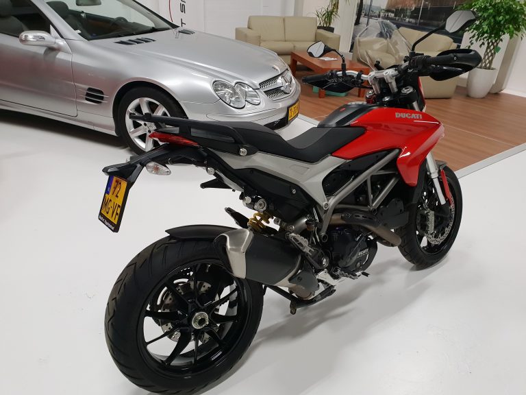 Ducati Hyperstrada te koop