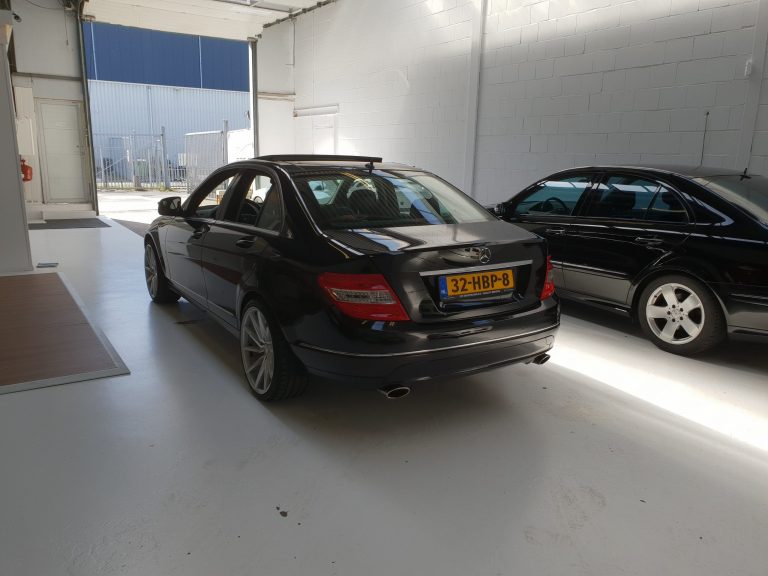 Mercedes C-Klasse C350